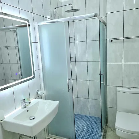 Mandalay By The 079 * Durrës